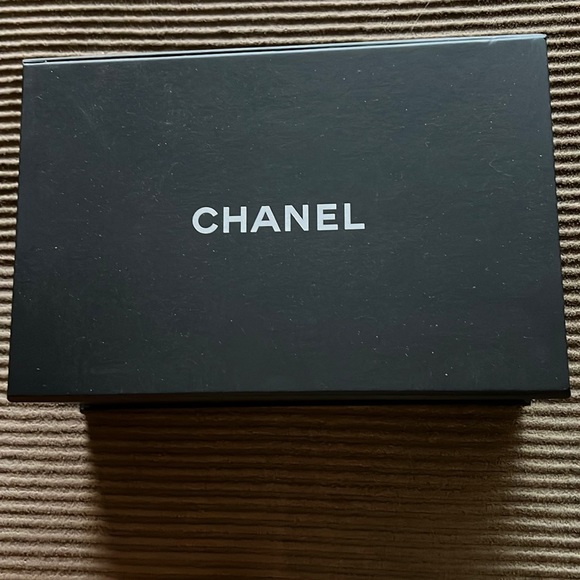 🩷 Host Pick 🩷Chanel brand new denim bag 2023 collection. PRICE IS FIRM. - Picture 7 of 15